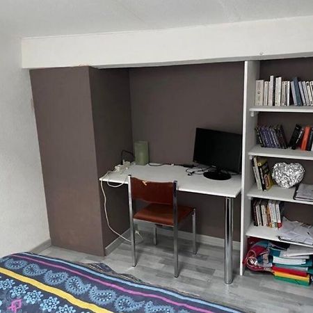 Joli Duplex En Centre Ville De 40M2 Climatise 伊斯特尔 外观 照片