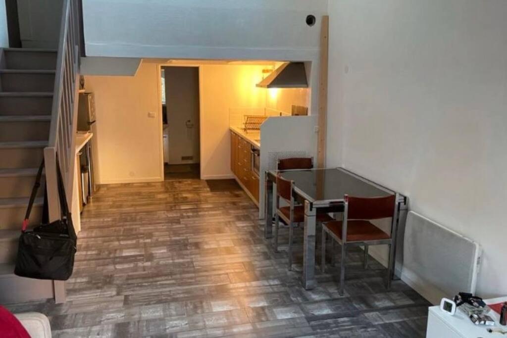 Joli Duplex En Centre Ville De 40M2 Climatise 伊斯特尔 外观 照片